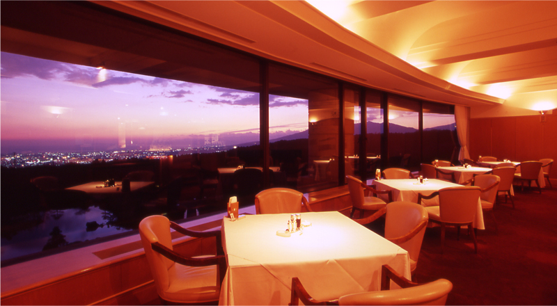 グランフィールズカントリークラブ(静岡県三島市/三島駅/レストラン・ファミレス)_2